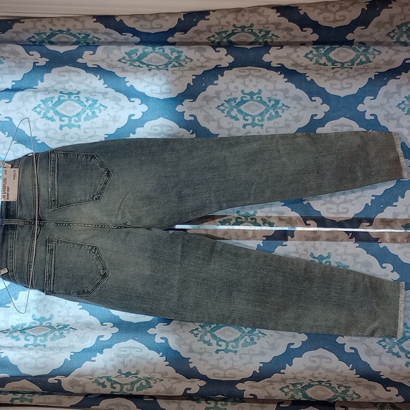 Jeans - Picture 2 of 4